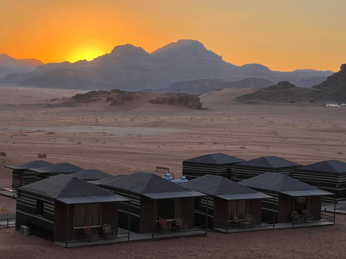 Wadi Rum Eagle Luxury Camp Exterior foto
